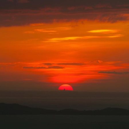 Windfarm Nature Escape Pililla エクステリア 写真