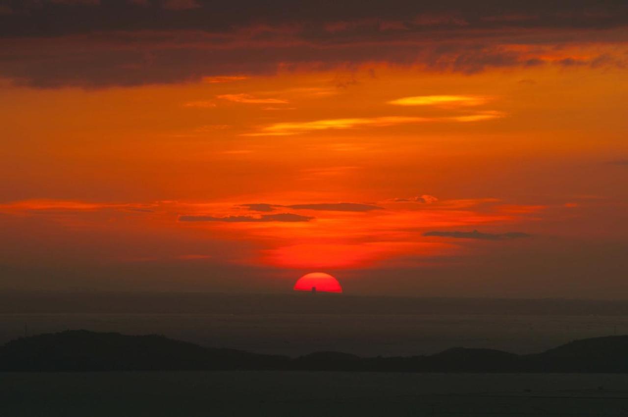 Windfarm Nature Escape Pililla エクステリア 写真